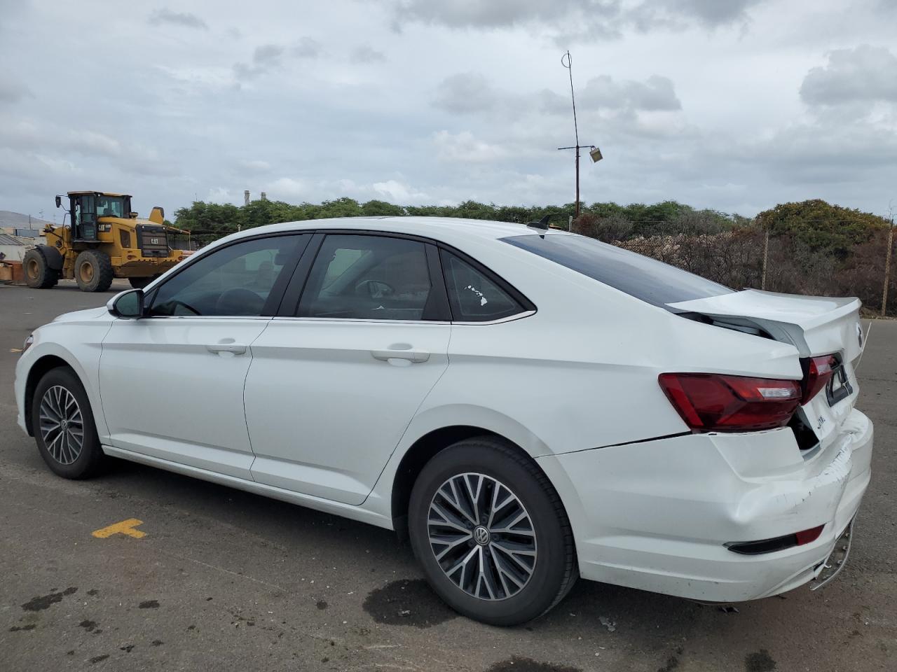2020 Volkswagen Jetta - Image 2