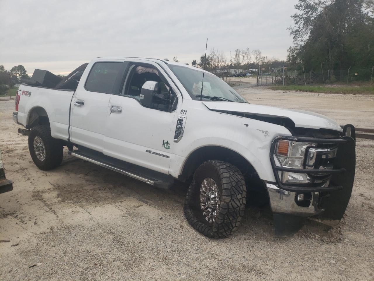 2022 Ford F250 - Image 4