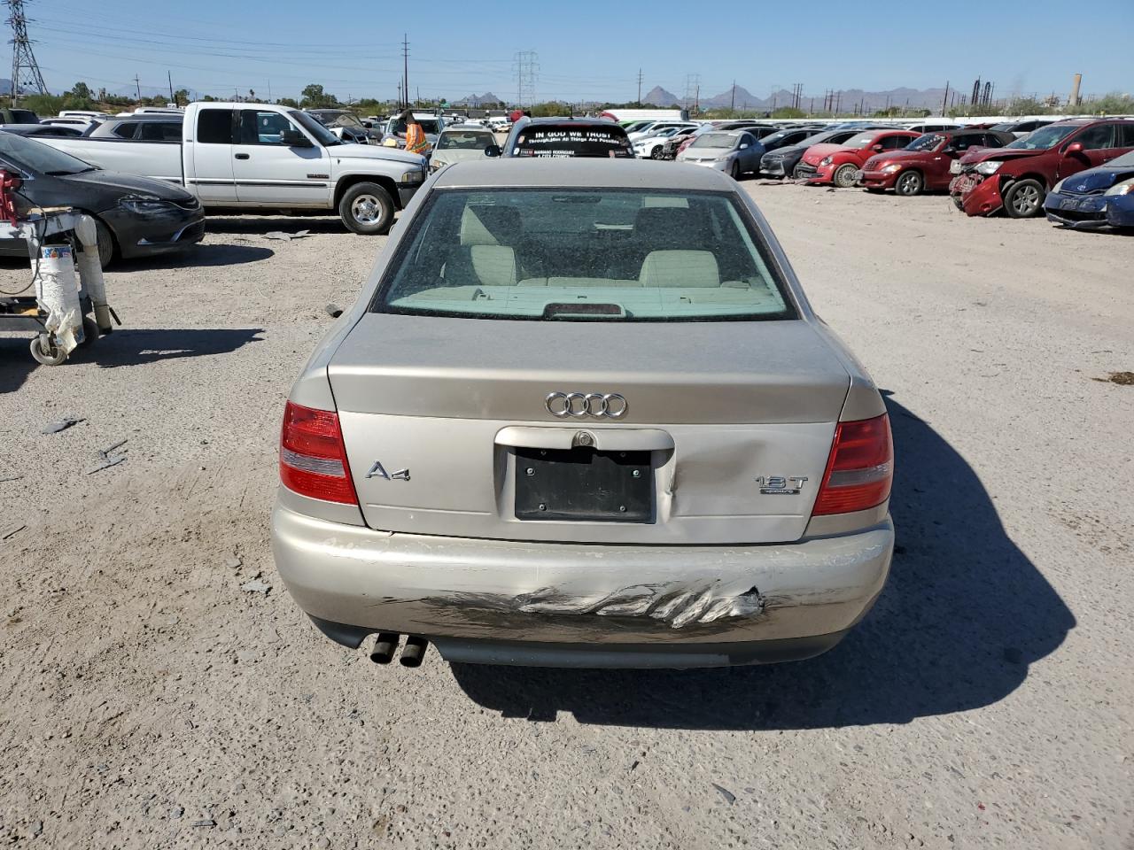 2001 Audi A4 1.8T Quattro VIN: WAUDC68DX1A105981 Lot: 65834454