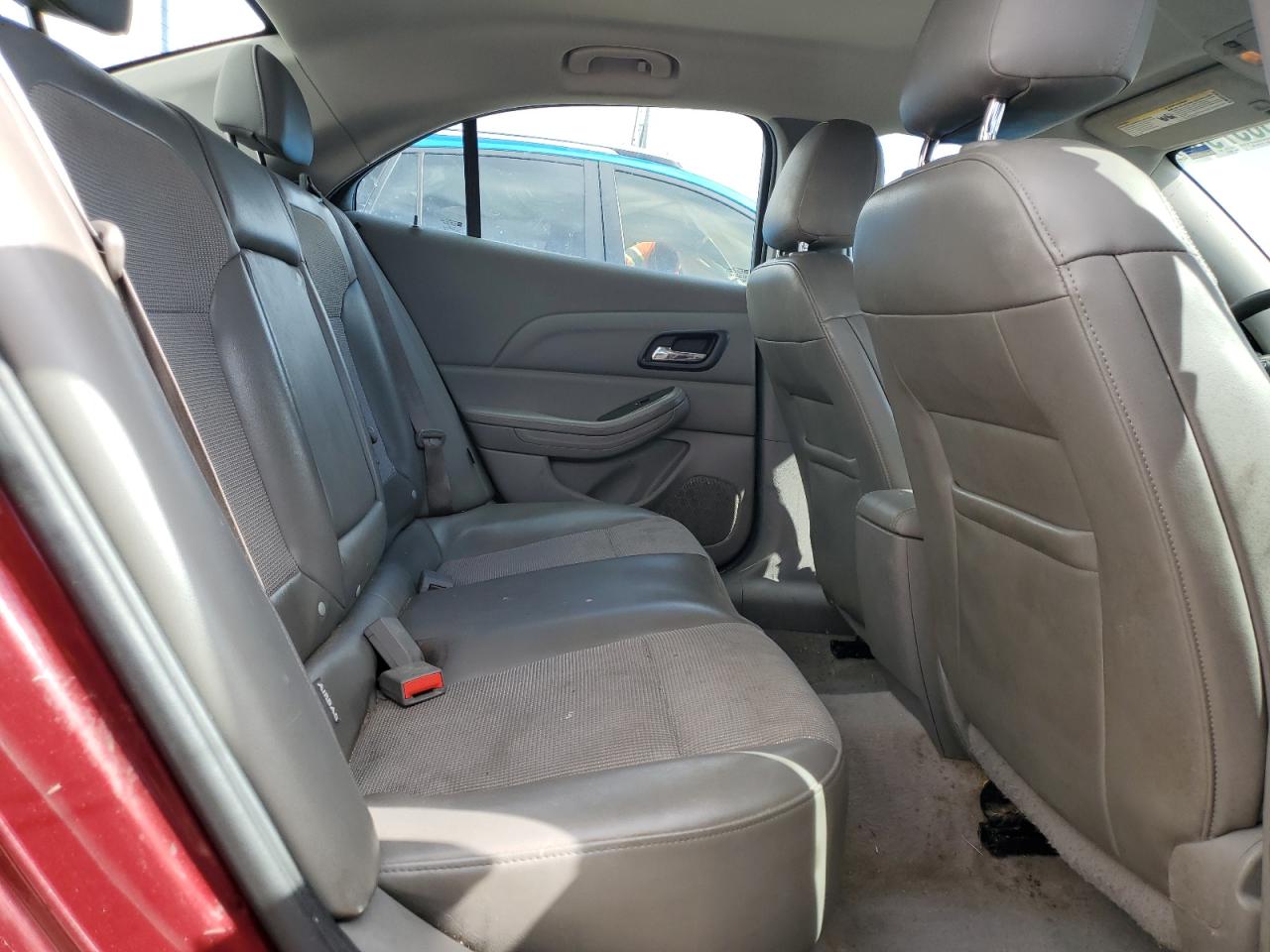 2016 Chevrolet Malibu - Image 10