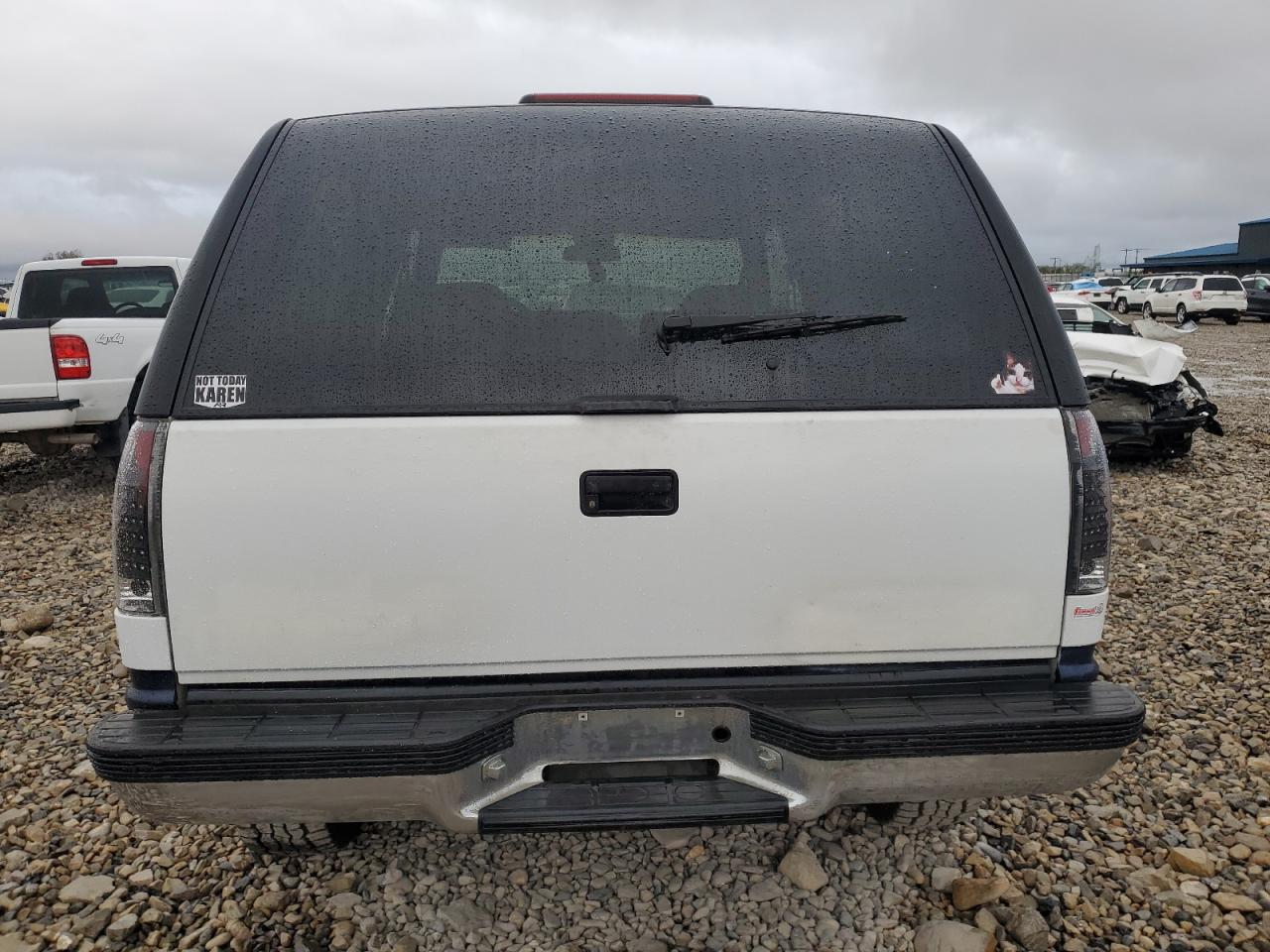 1996 GMC Yukon VIN: 3GKEK18R6TG521690 Lot: 76060364