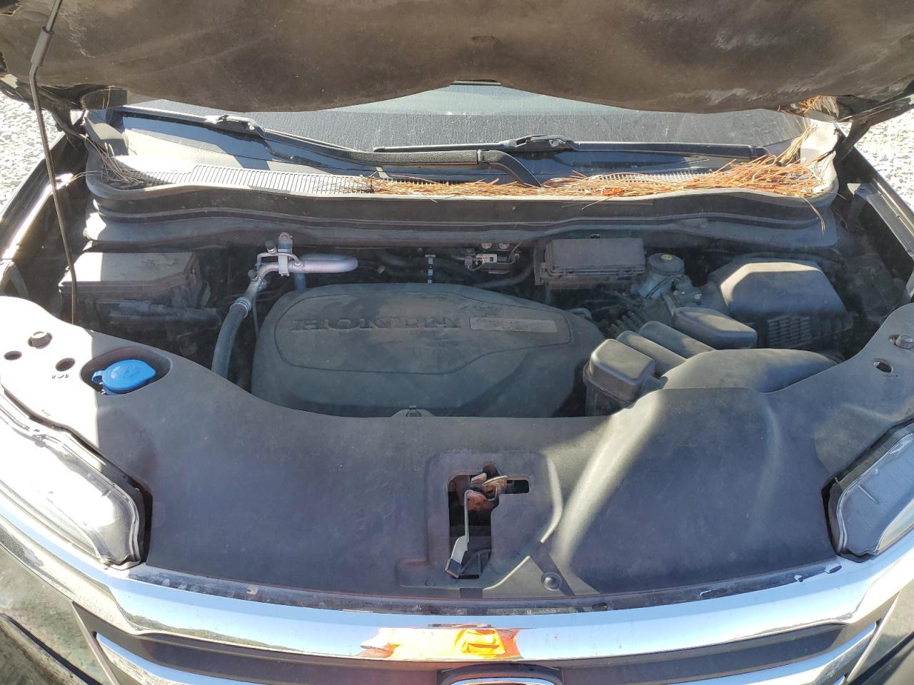 2016 Honda Pilot - Image 12