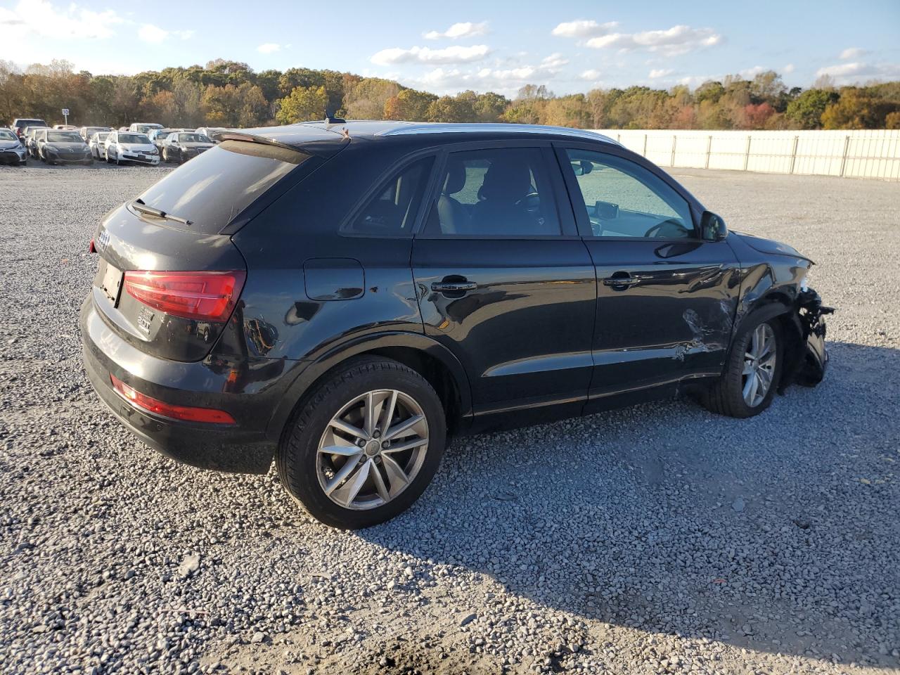 VIN WA1ECCFS1HR013171 2017 AUDI Q3 no.3