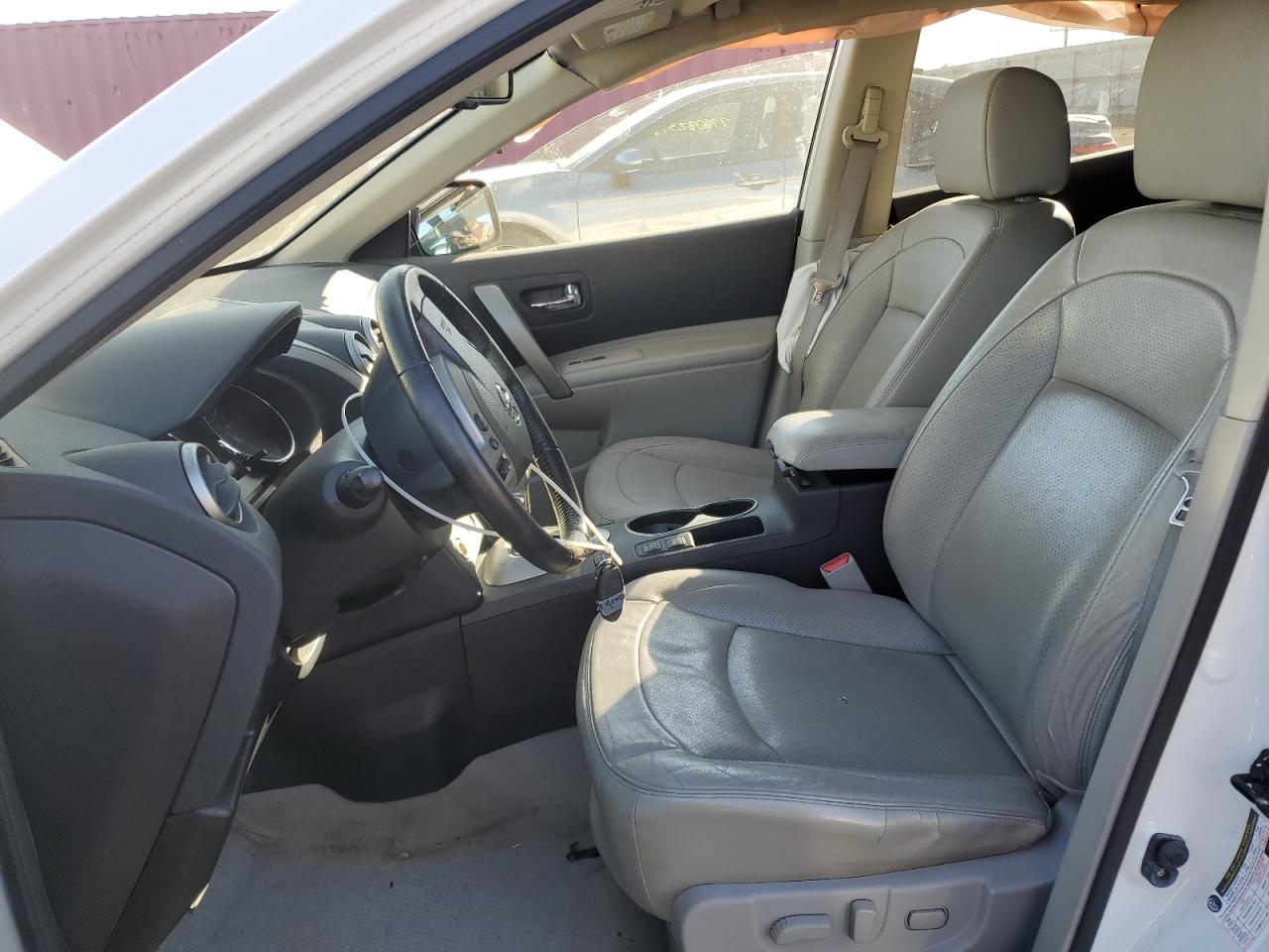 2012 Nissan Rogue - Image 7