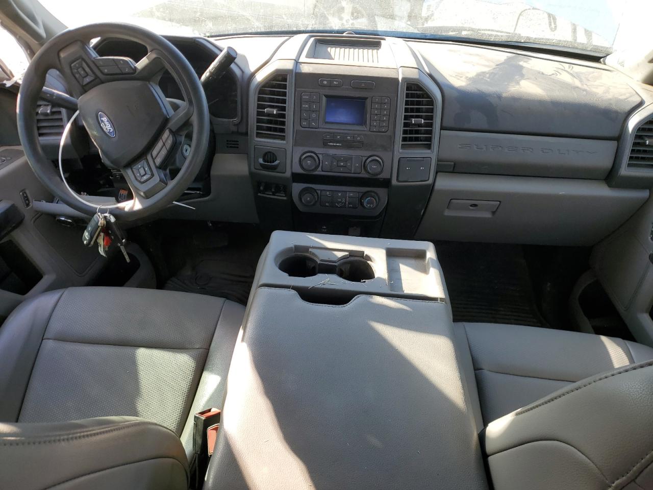 2020 Ford F350 - Image 8