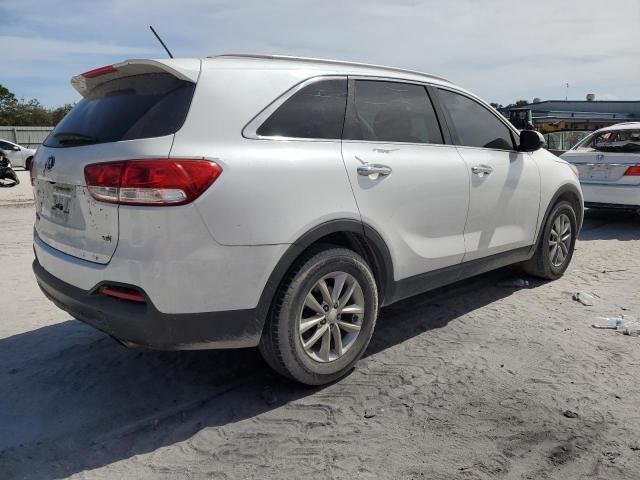  KIA SORENTO 2016 Белы