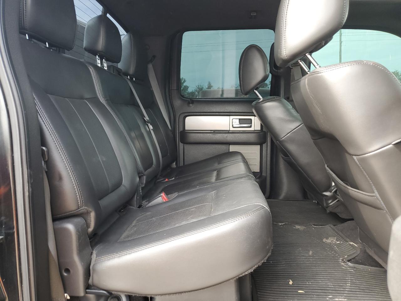 2011 Ford F150 Svt Raptor VIN: 1FTFW1R60BFD35152 Lot: 73935154