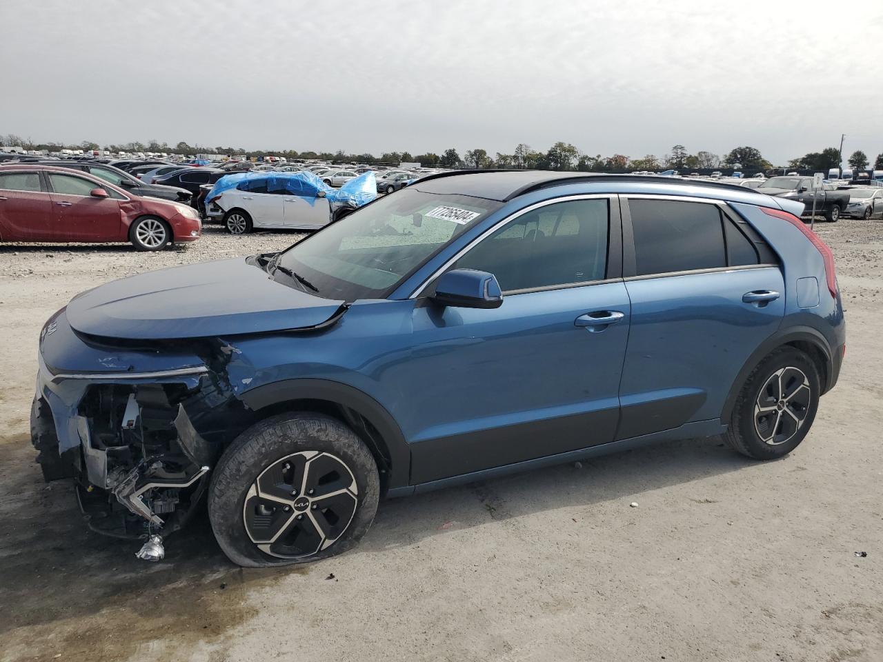 VIN KNDCR3LE2R5120880 2024 KIA NIRO no.1