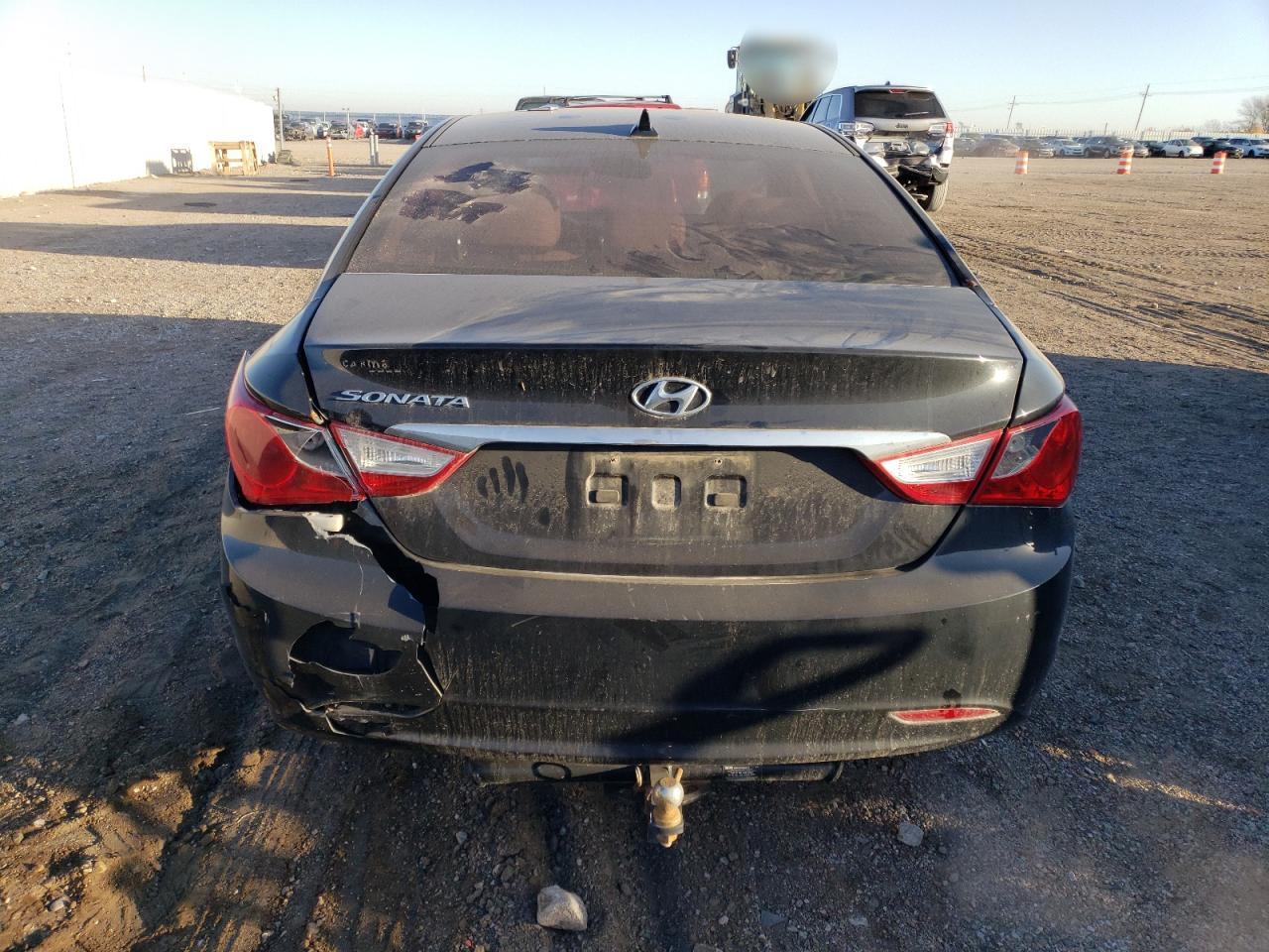 2011 Hyundai Sonata - Image 6