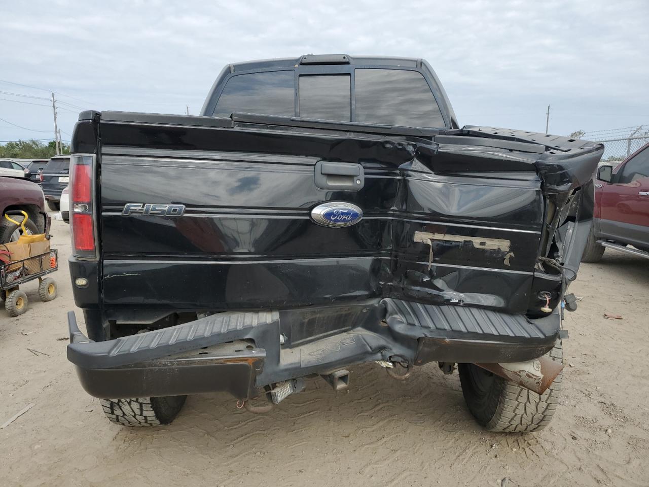 2011 Ford F150 Svt Raptor VIN: 1FTFW1R60BFD35152 Lot: 73935154