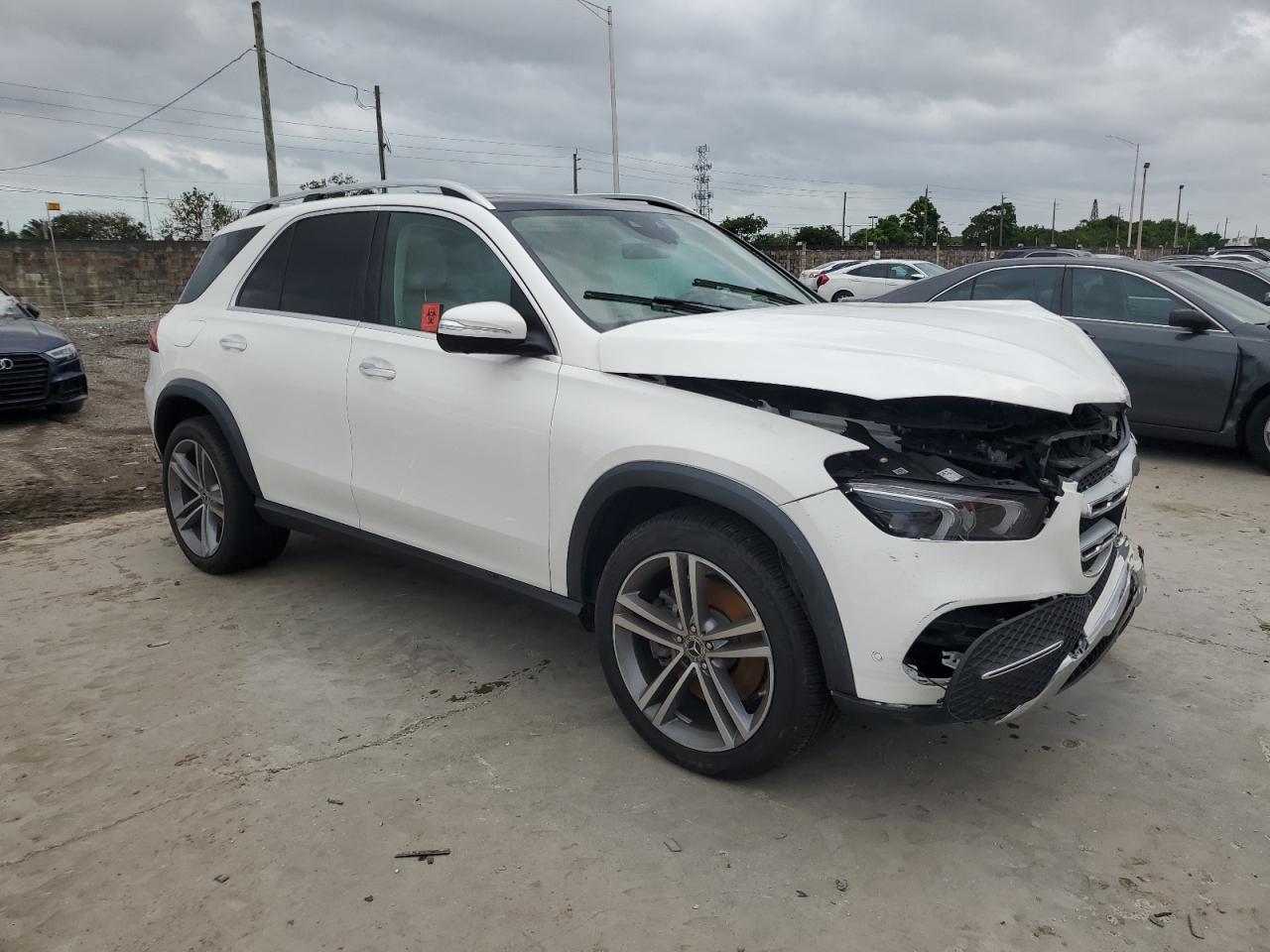 VIN 4JGFB5KB9NA745777 2022 MERCEDES-BENZ GLE-CLASS no.4