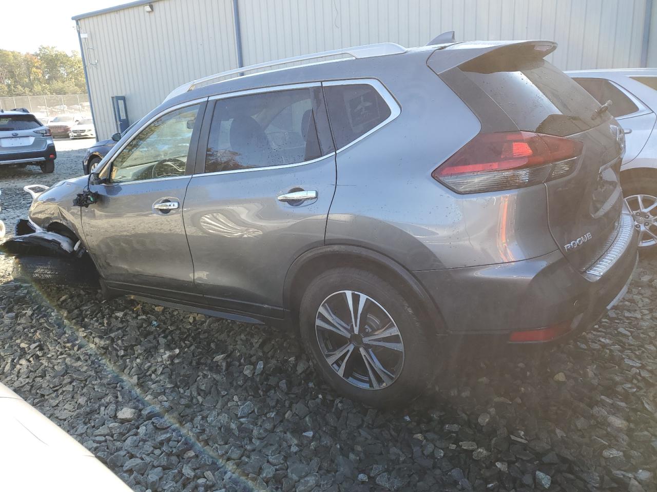 2020 Nissan Rogue - Image 2