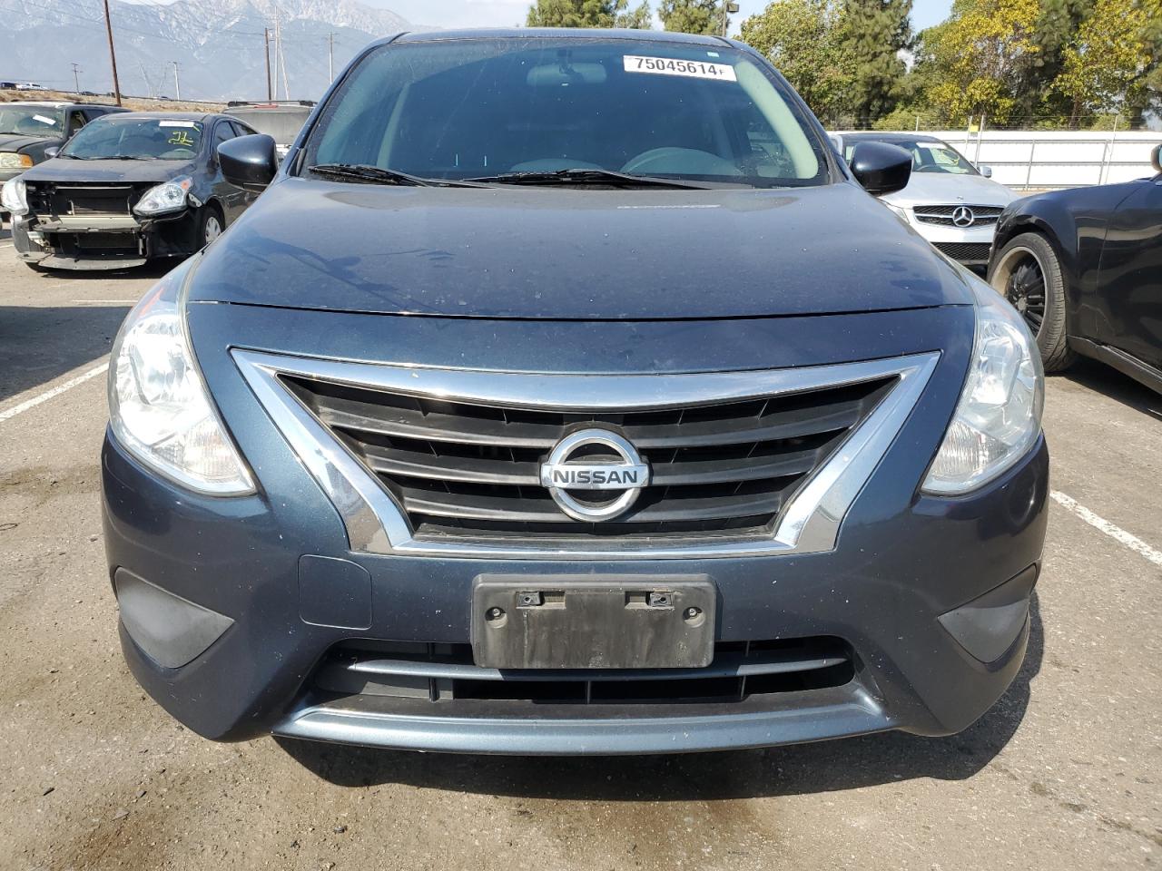 2015 Nissan Versa - Image 5