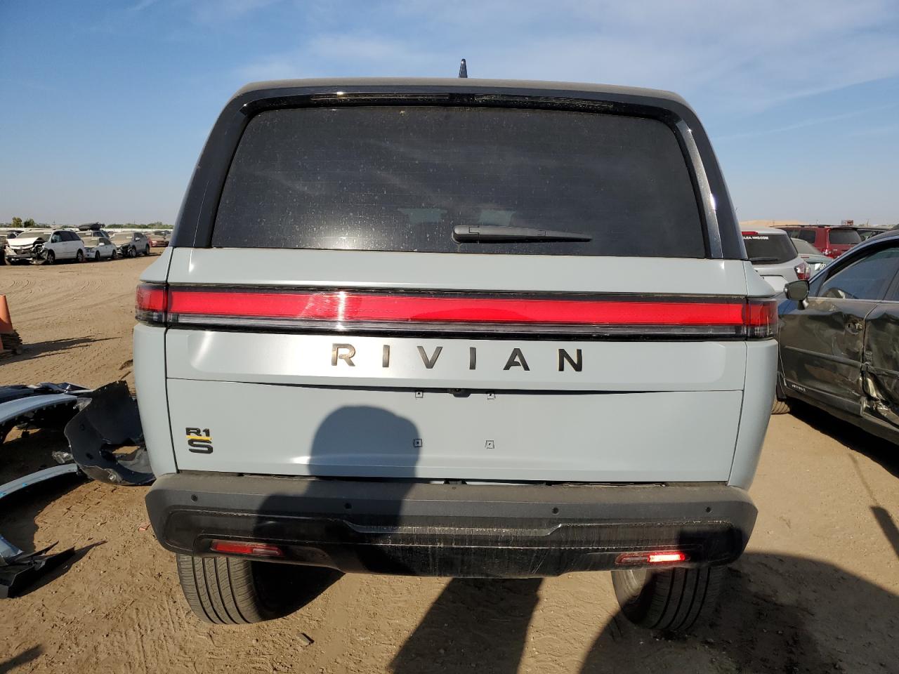 2023 Rivian R1S Adventure VIN: 7PDSGABA0PN022442 Lot: 72570564