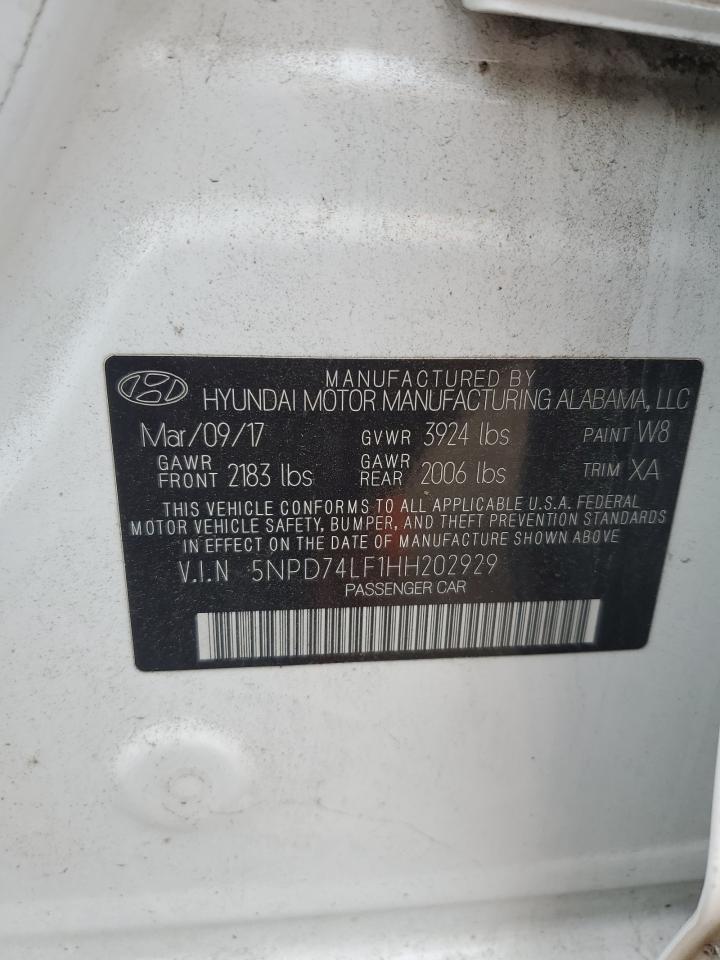 2017 Hyundai Elantra - Image 13