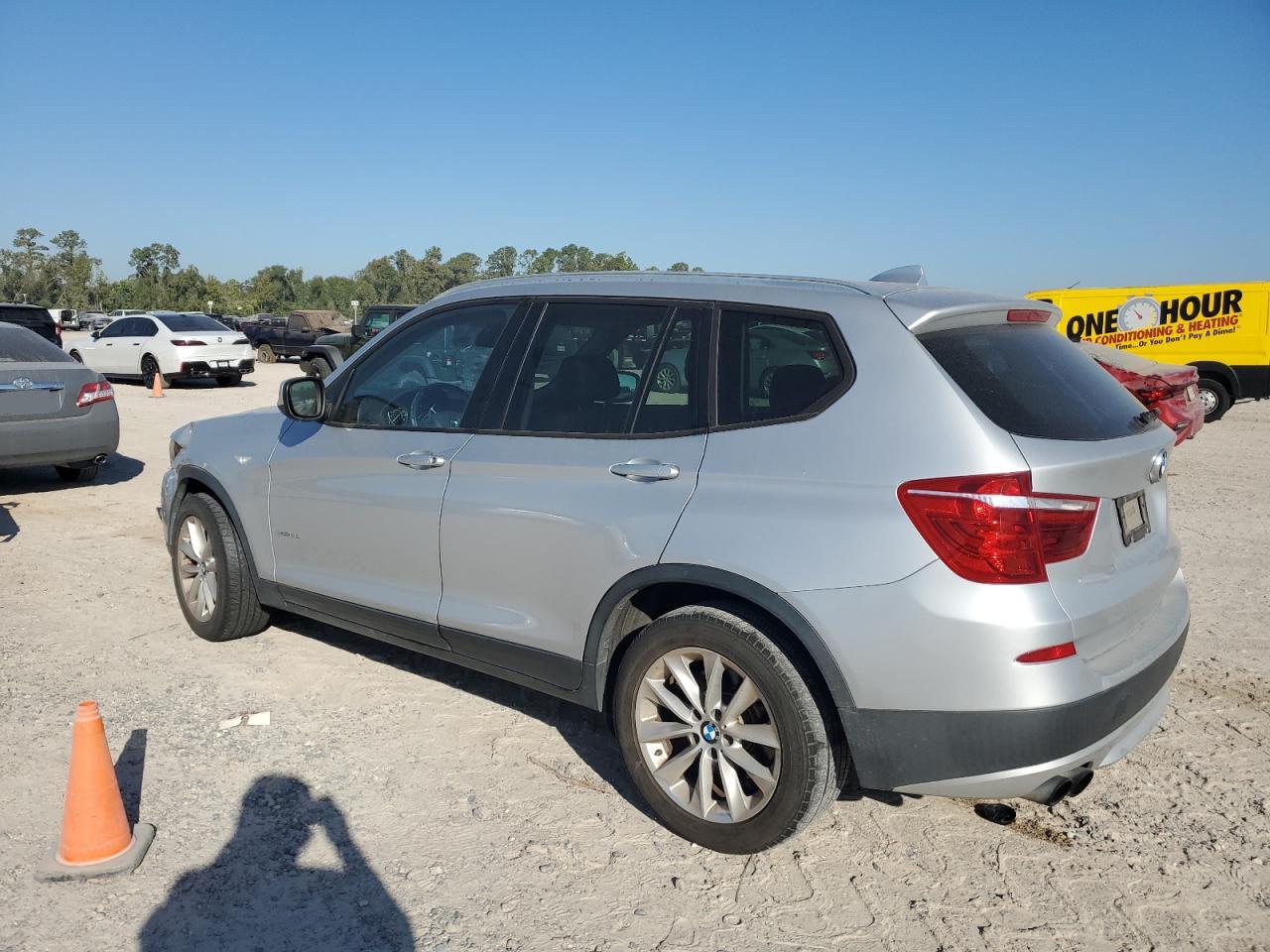 VIN 5UXWX9C50D0D02378 2013 BMW X3 no.2