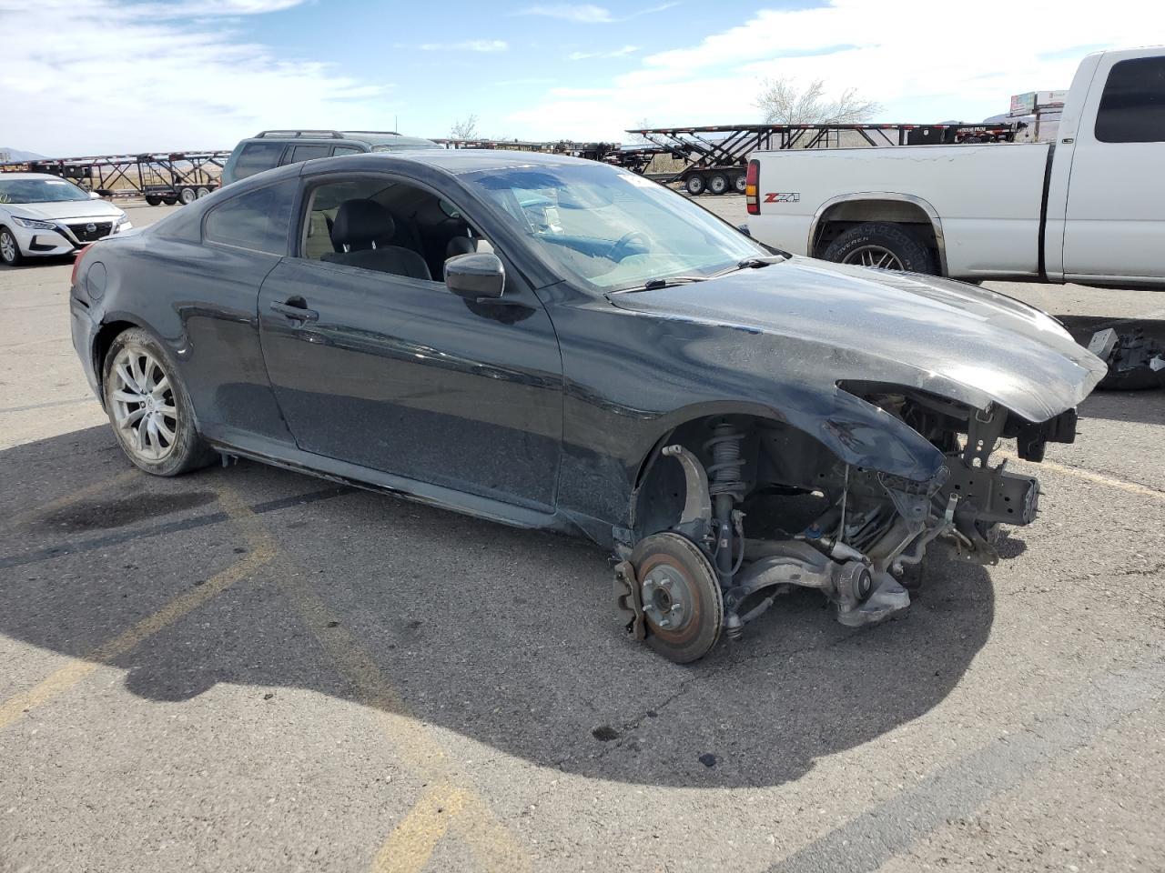 2015 Infiniti Q60 - Image 4