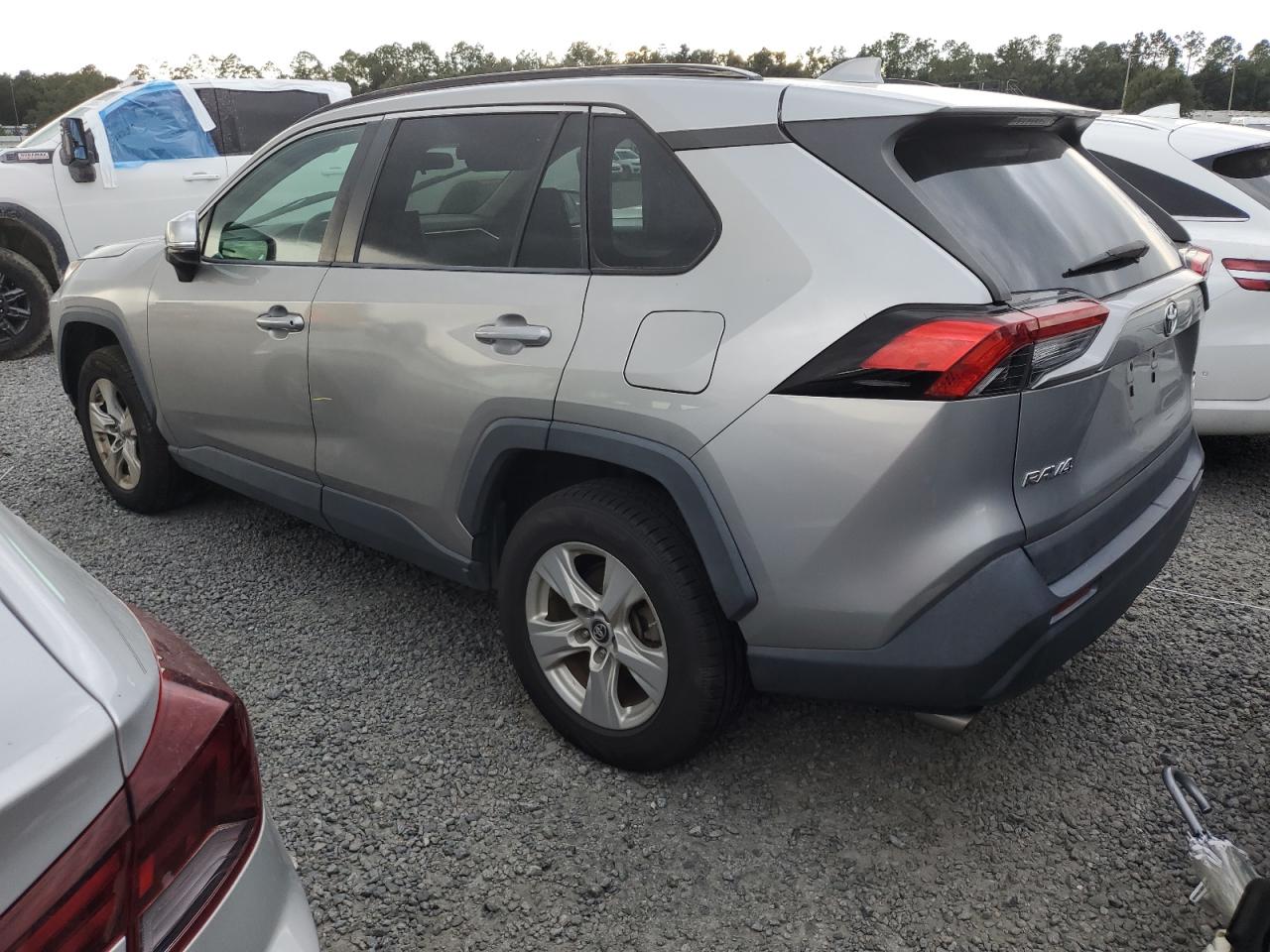 2T3P1RFV6KC015900 2019 TOYOTA RAV 4 - Image 2