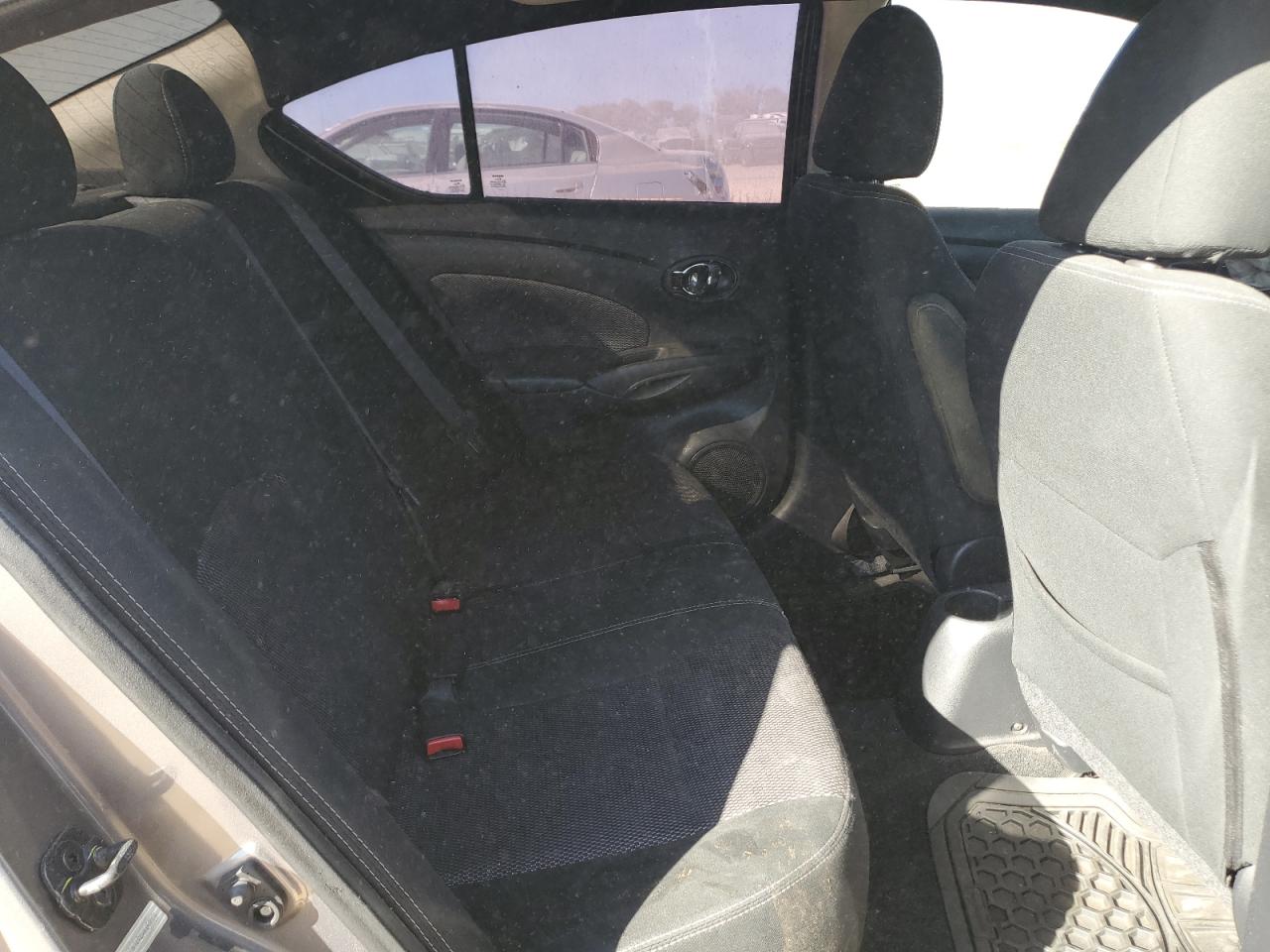2017 Nissan Versa - Image 10