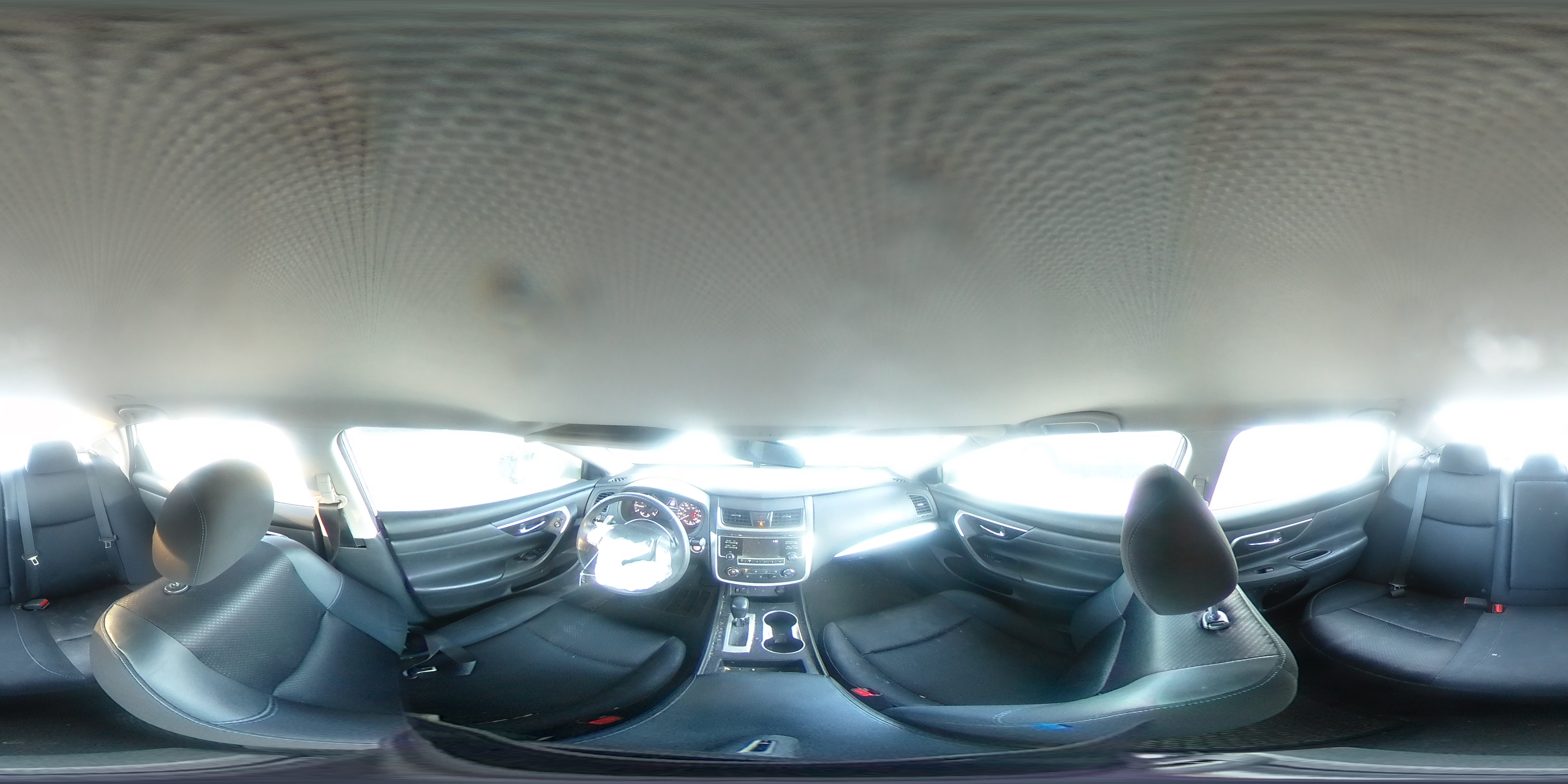 2016 Nissan Altima - Image 13