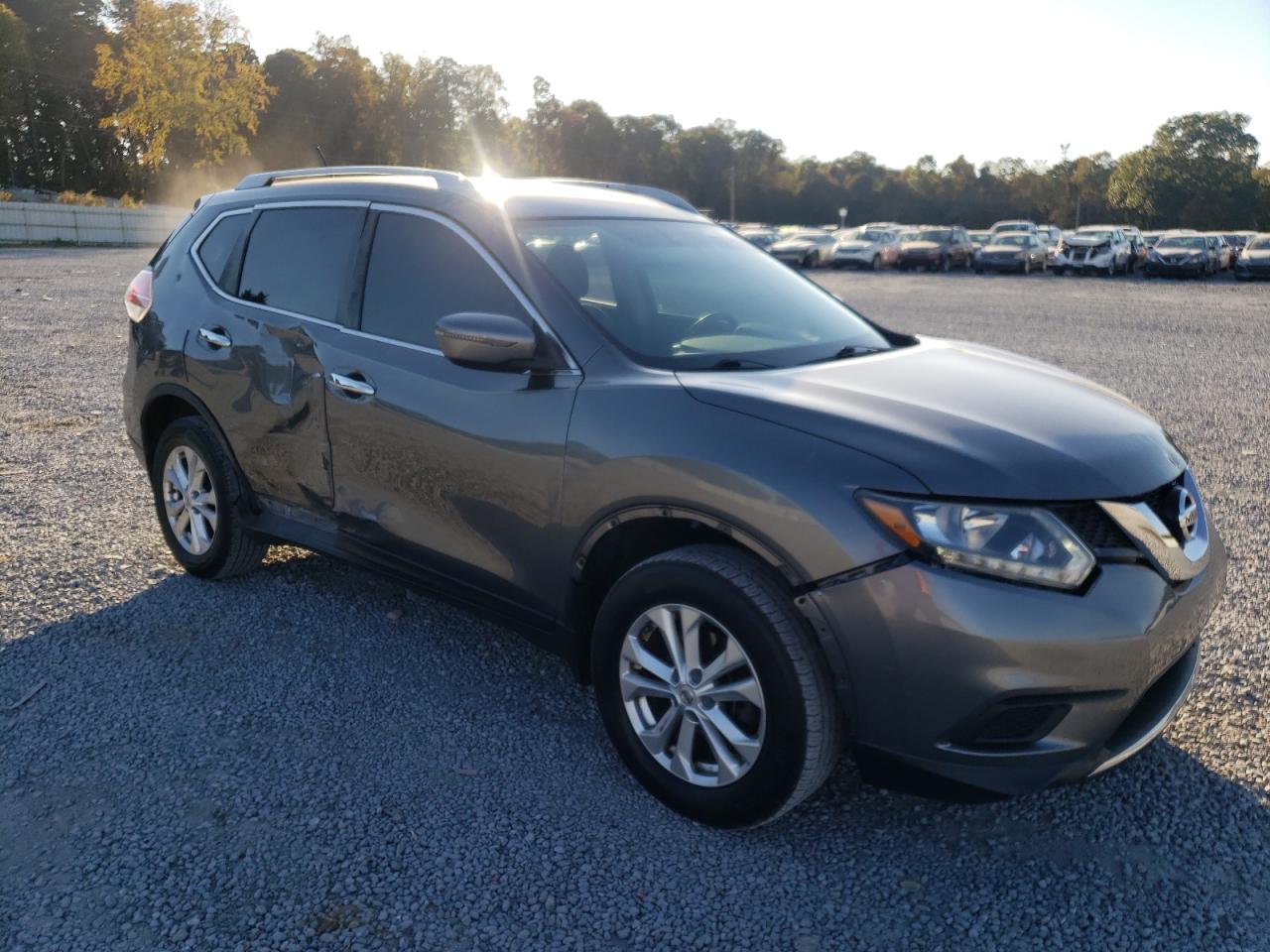 2016 Nissan Rogue - Image 4