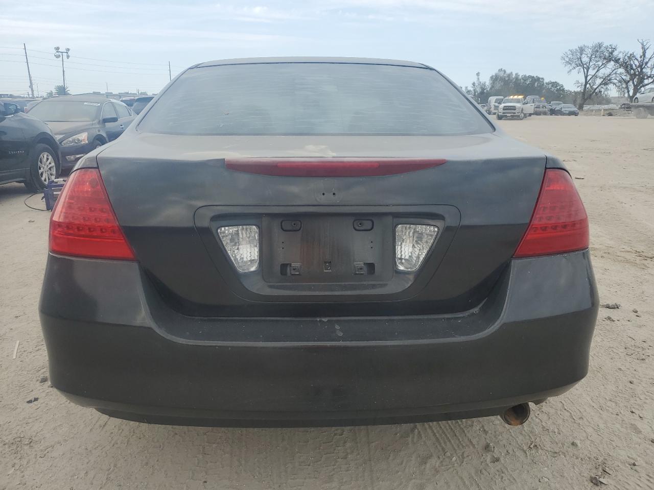 2006 Honda Accord Lx VIN: 3HGCM56466G702550 Lot: 76152644