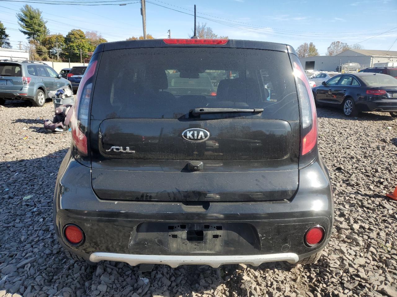 2017 Kia Soul + VIN: KNDJP3A54H7471101 Lot: 77441864