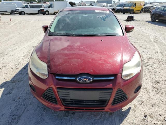 Sedans FORD FOCUS 2014 Red