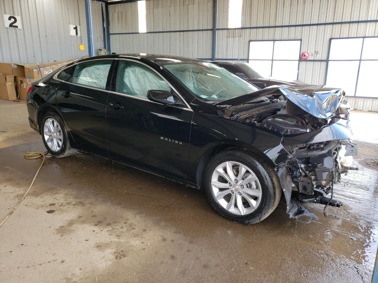 2023 Chevrolet Malibu - Image 4
