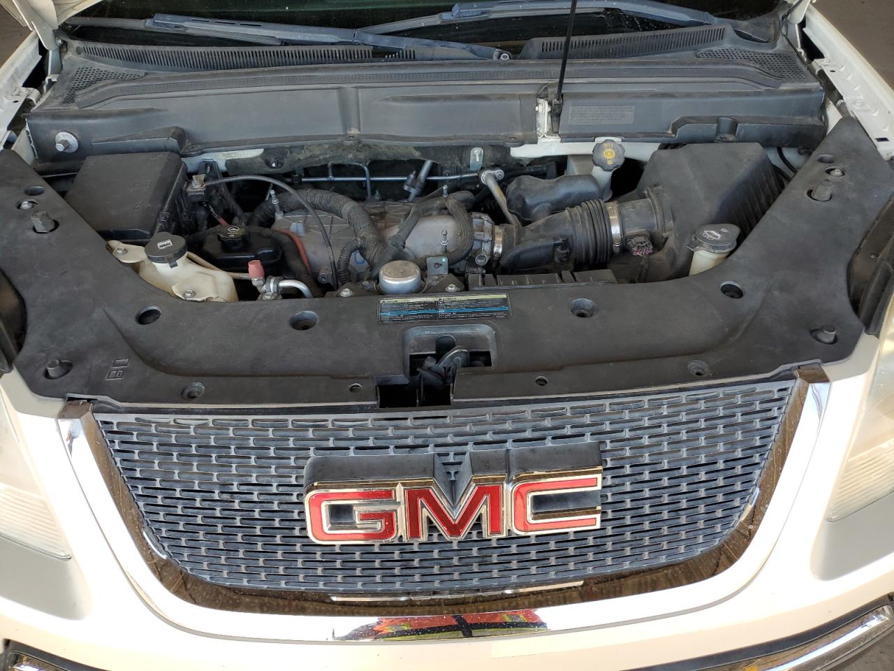 1GKLRNED2AJ153507 2010 GMC Acadia Slt-2