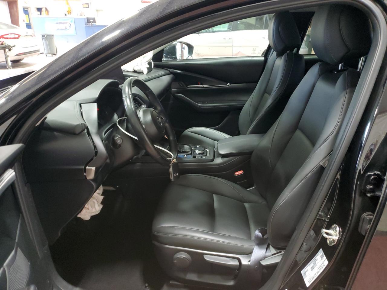 2023 Mazda CX-30 - Image 7