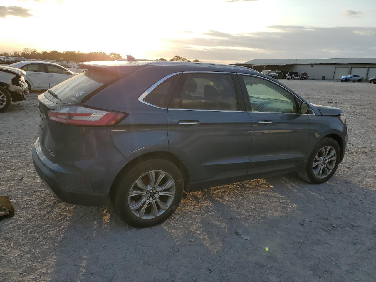 2019 Ford Edge - Image 3