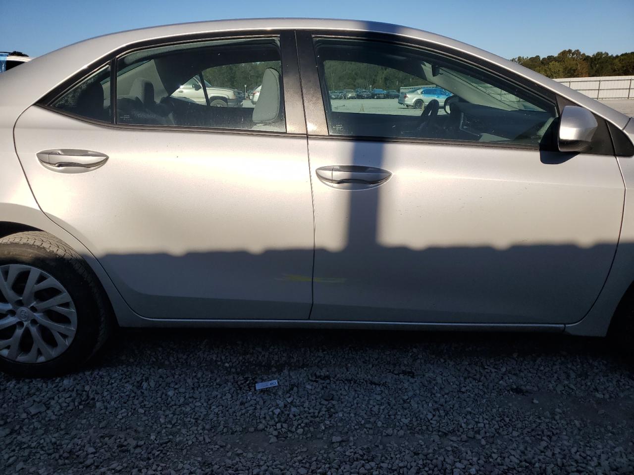 5YFBURHE3HP709086 2017 Toyota Corolla L