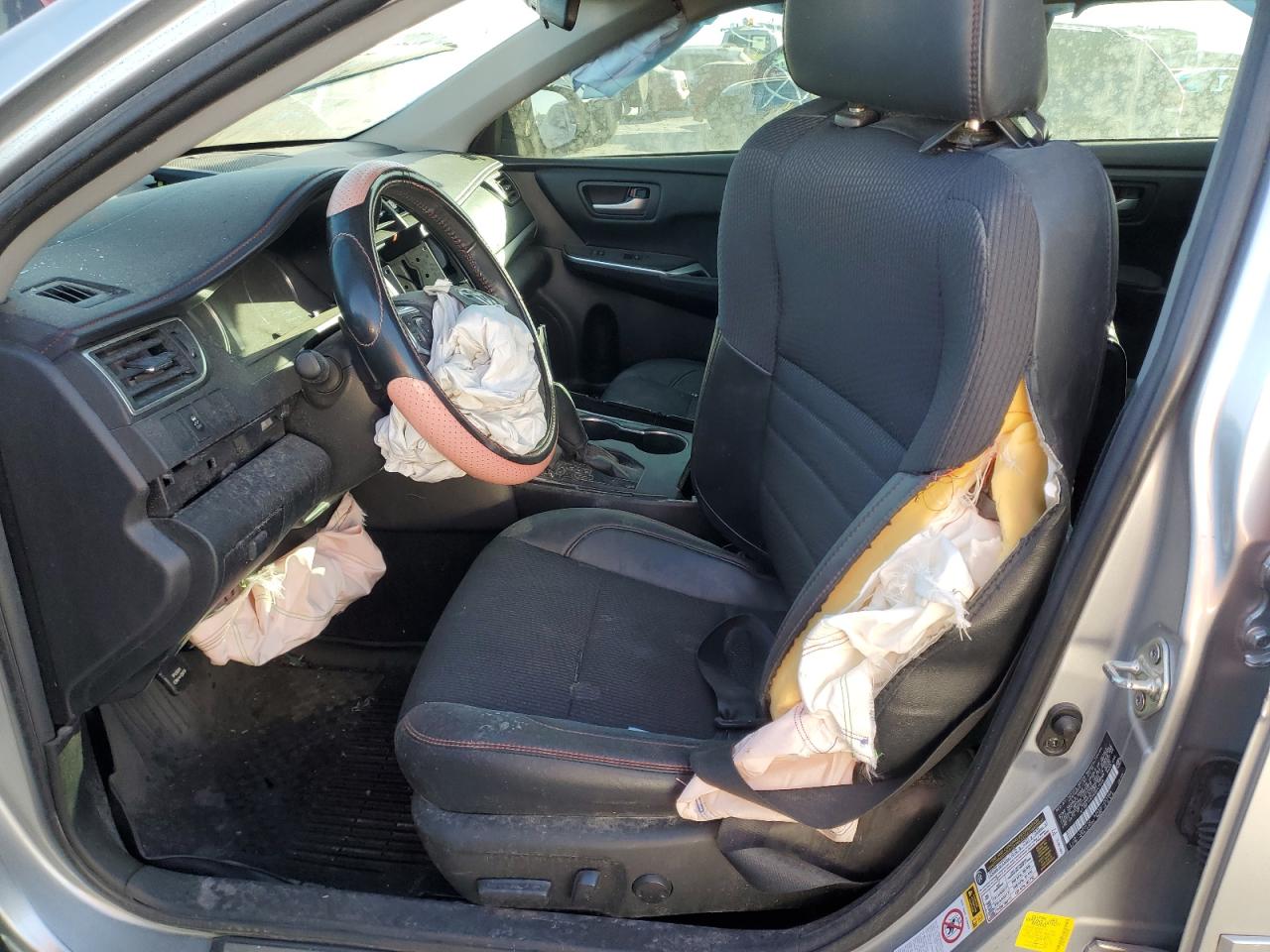 2016 Toyota Camry - Image 7