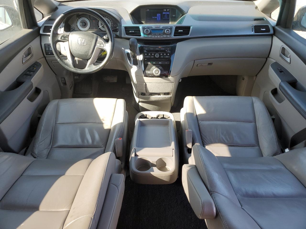 2011 Honda Odyssey - Image 8