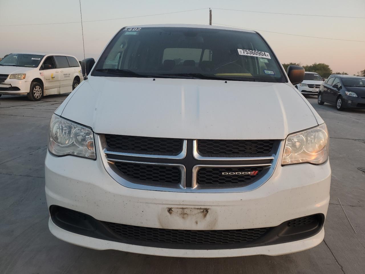 2C7WDGBG6KR698840 2019 Dodge Grand Caravan Se