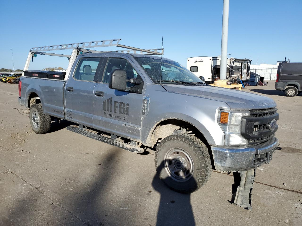 2022 Ford F350 - Image 4