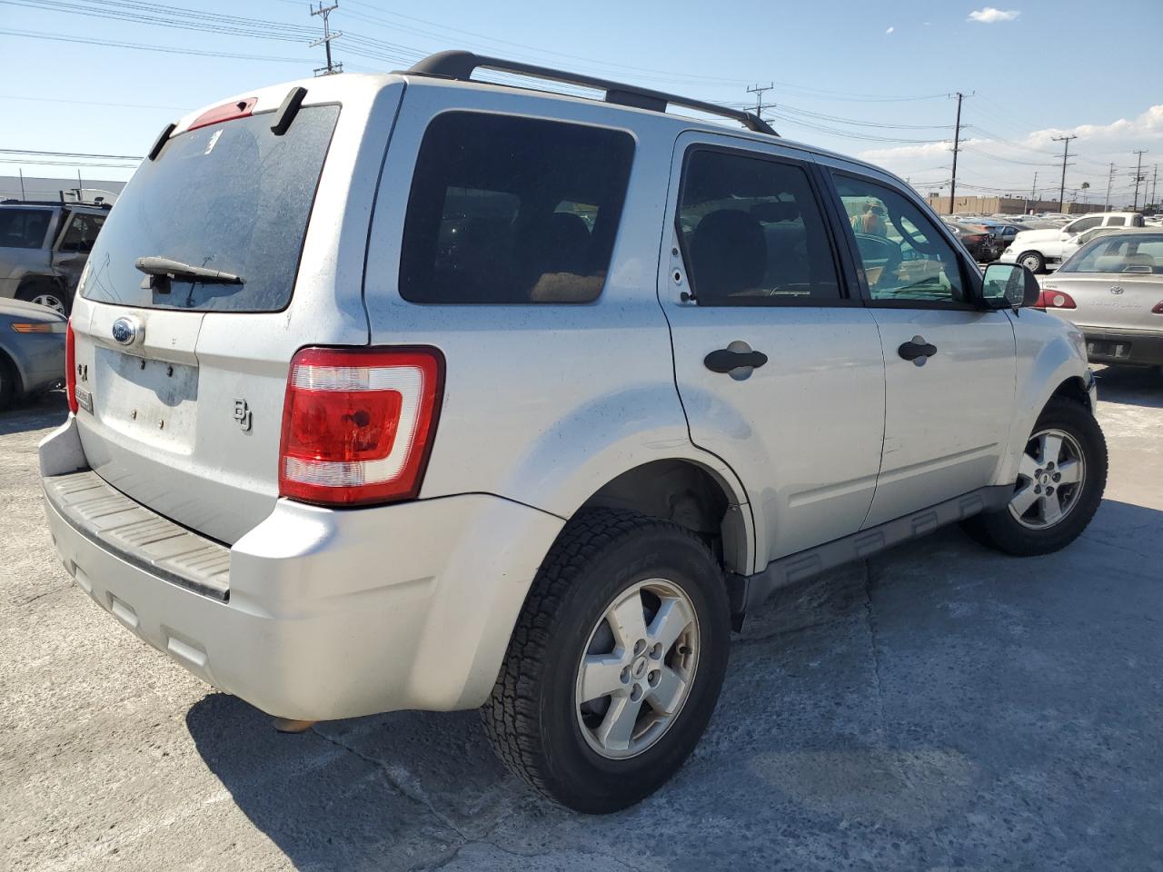 2009 Ford Escape - Image 3