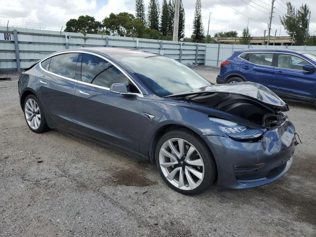  TESLA MODEL 3 2019 Чорний