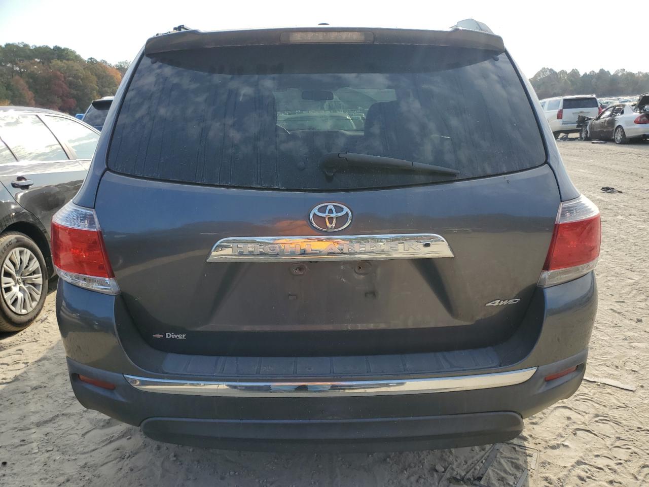 2011 Toyota Highlander Base VIN: 5TDBK3EH9BS059938 Lot: 77233944
