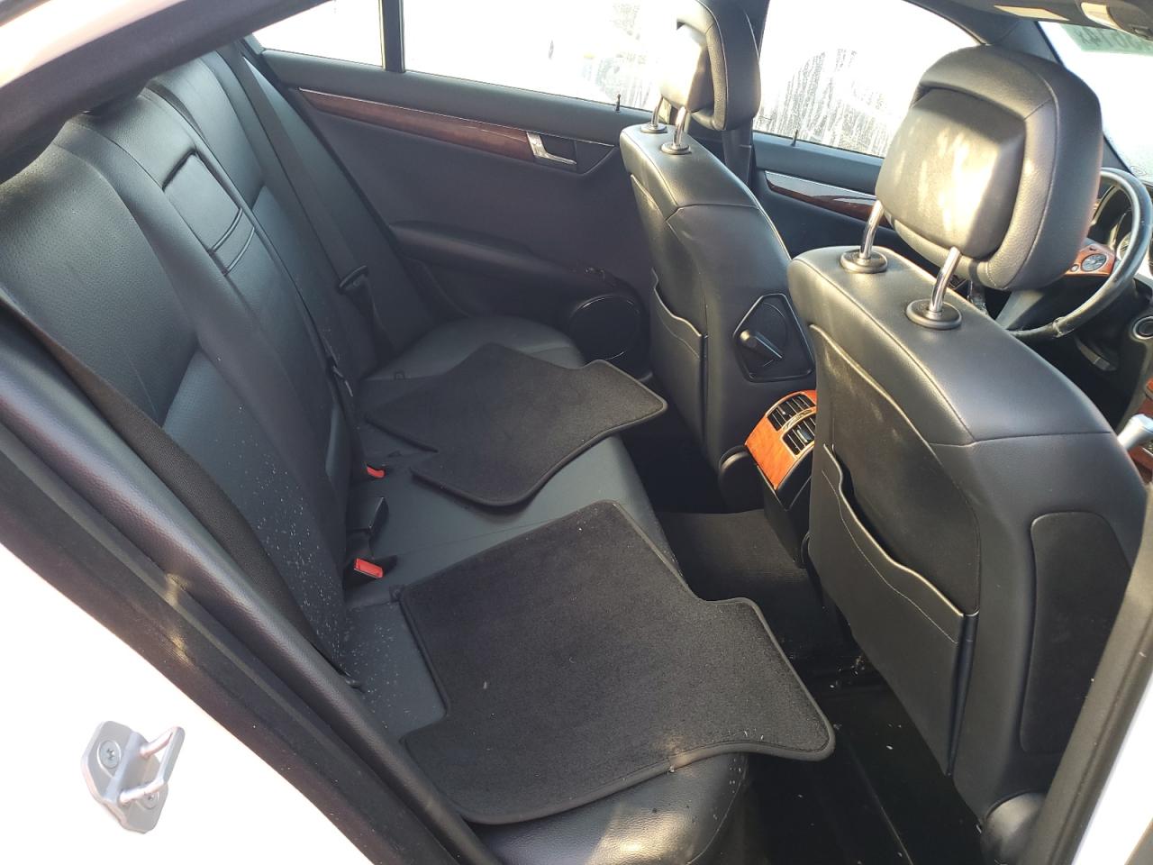 2011 Mercedes-Benz C 300 VIN: WDDGF5EB3BR158941 Lot: 74743614