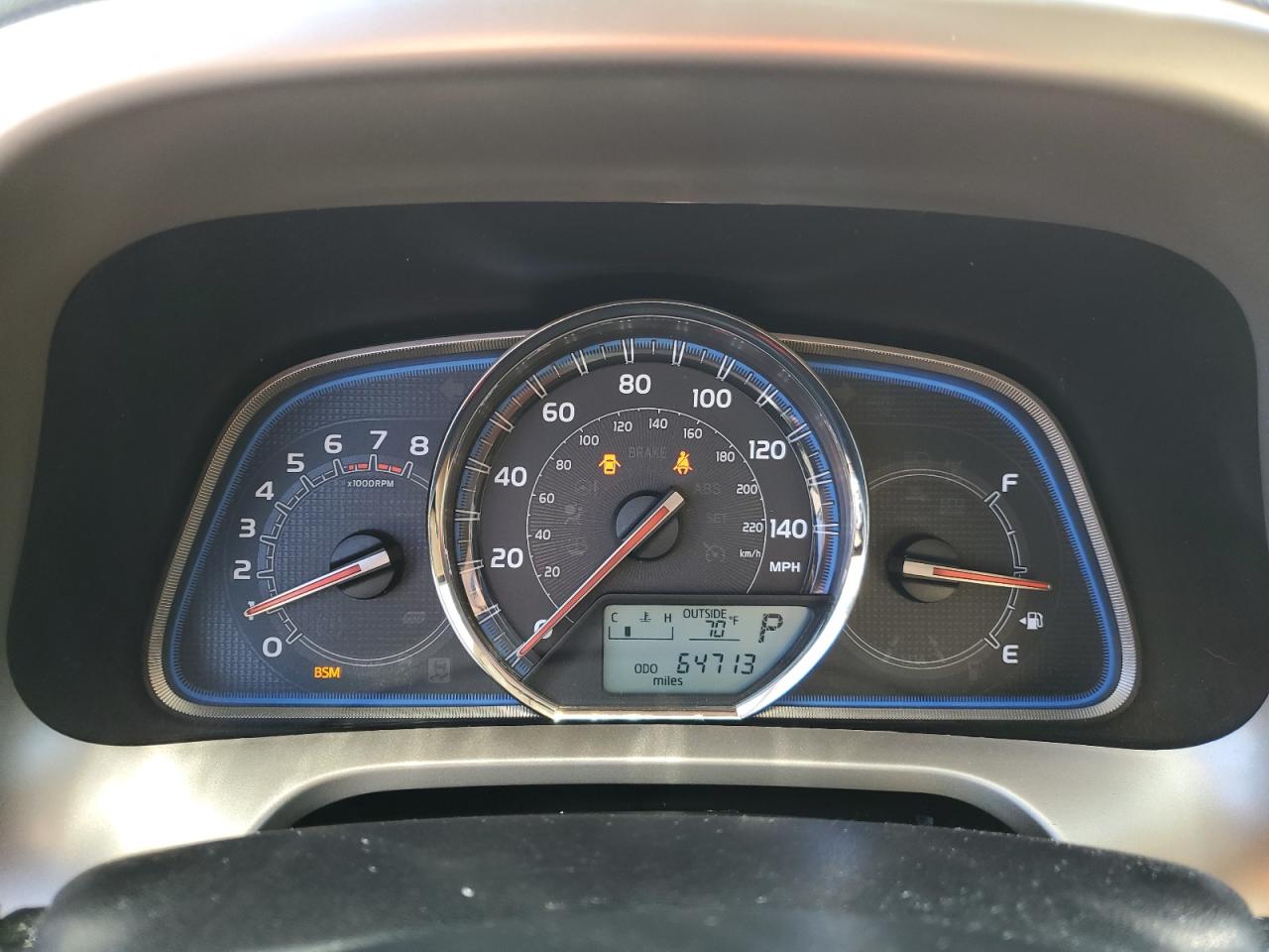2015 Toyota RAV 4 - Image 9