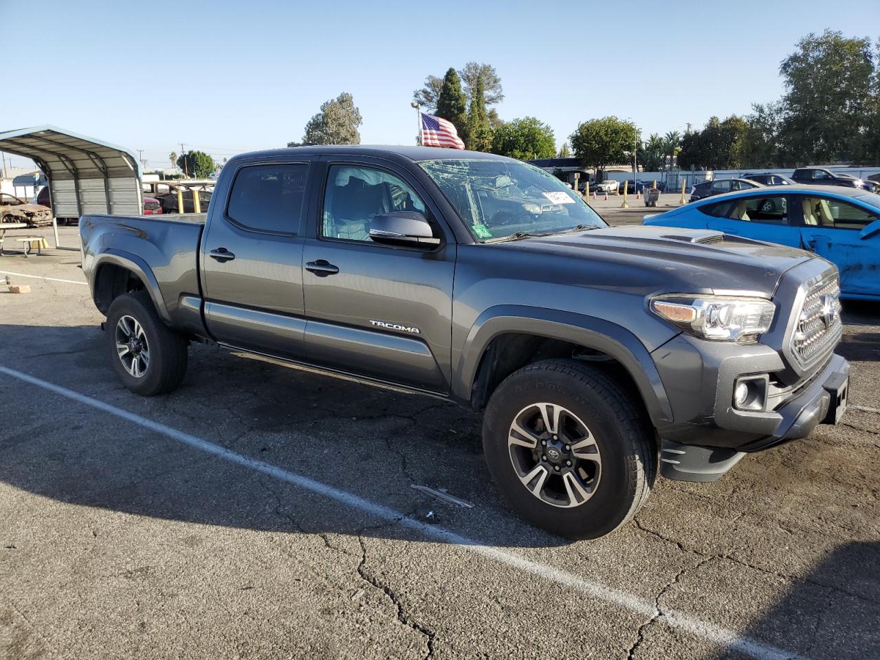 2016 Toyota Tacoma - Image 4