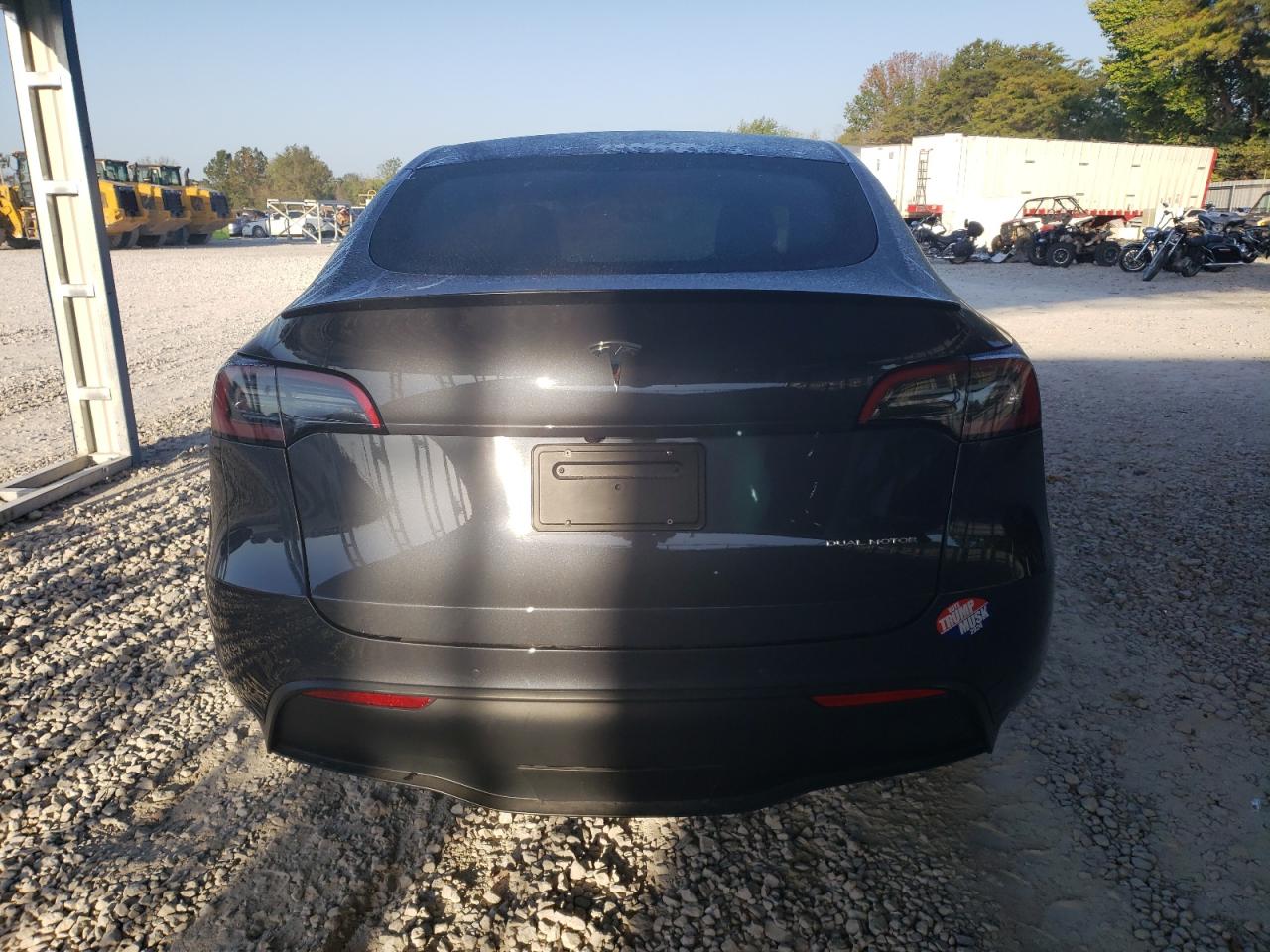 7SAYGDEE7NF512358 2022 Tesla Model Y