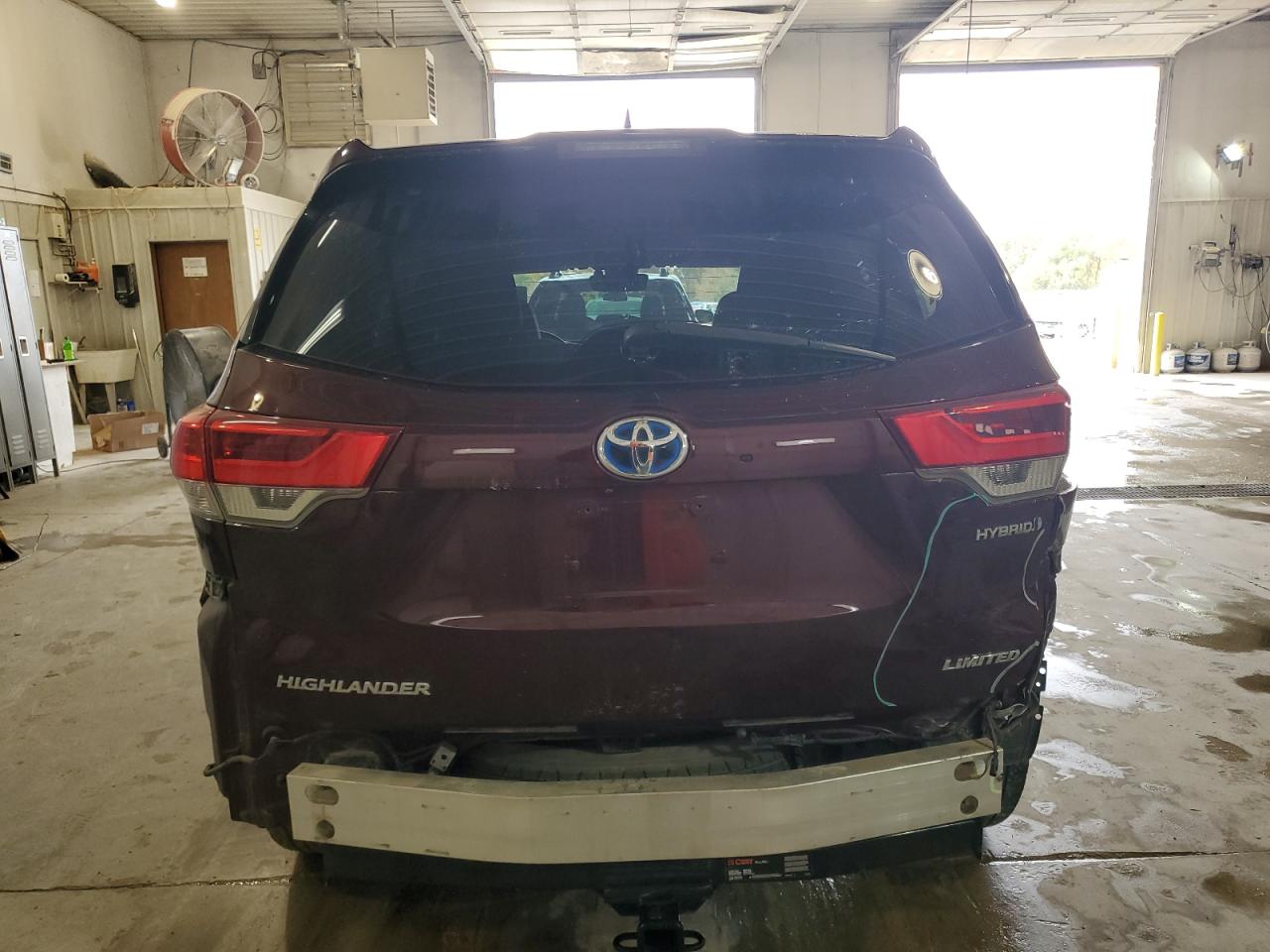 VIN 5TDDGRFH1KS060416 2019 TOYOTA HIGHLANDER no.6