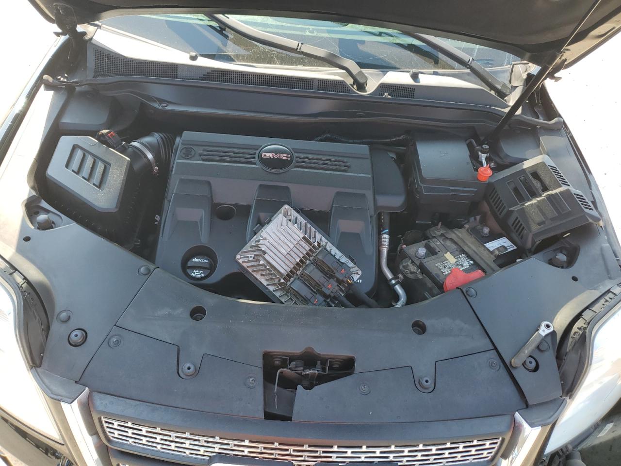 2015 GMC Terrain - Image 12