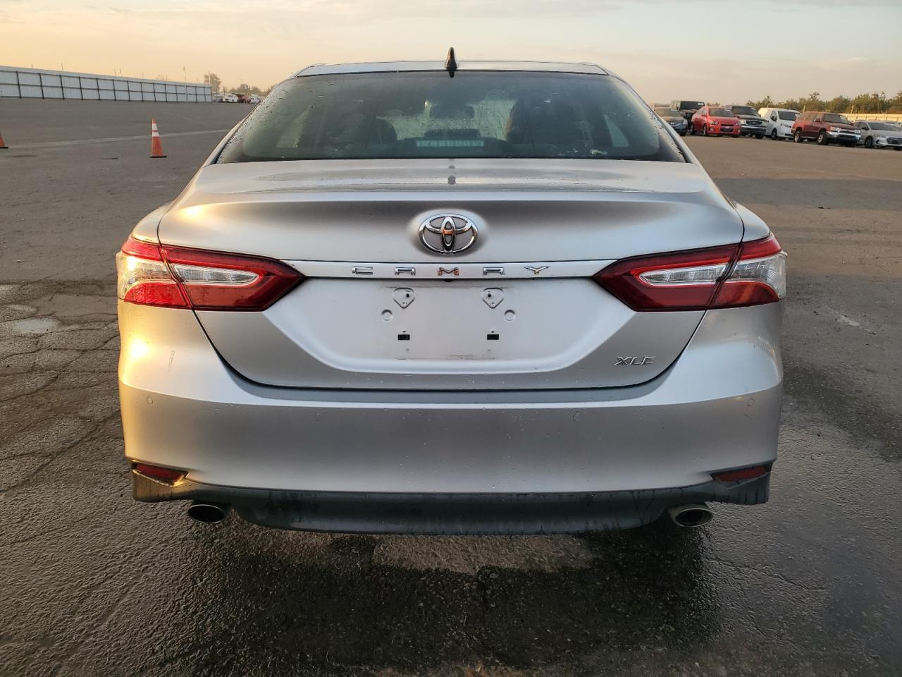 2018 Toyota Camry - Image 6