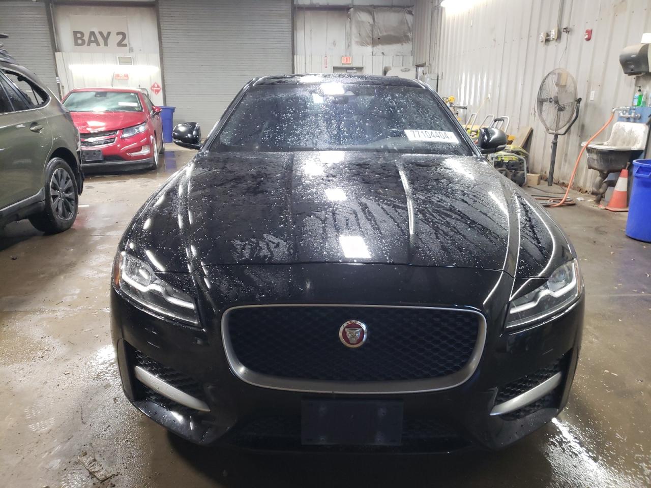 2017 Jaguar XF - Image 5