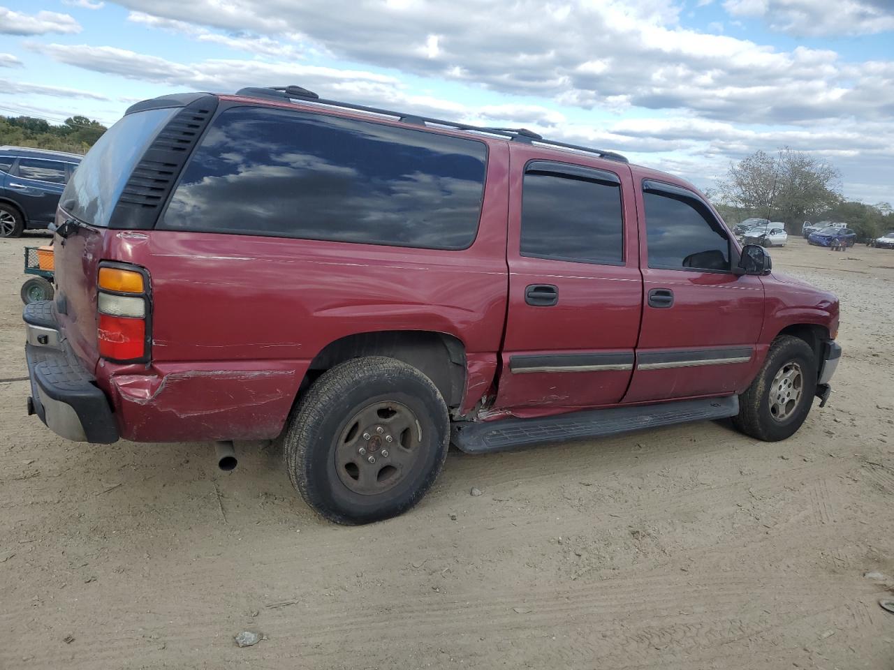 2006 Chevrolet Suburban - Image 3