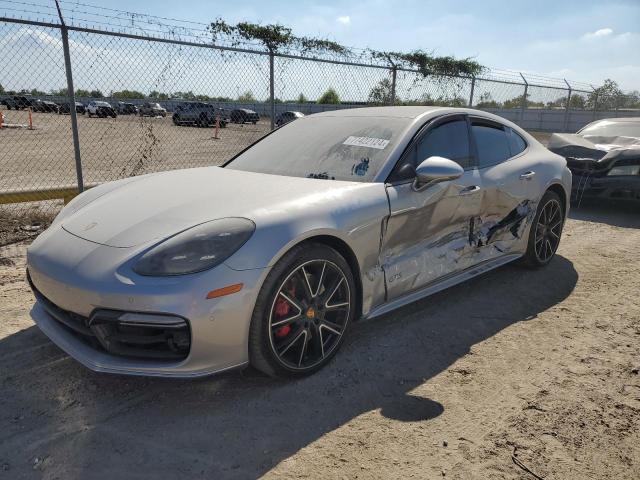 2020 Porsche Panamera Gts